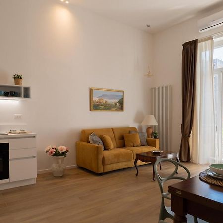 Relais Palazzo Olimpia - Corso Vittorio Emanuele Apartman Salerno Kültér fotó