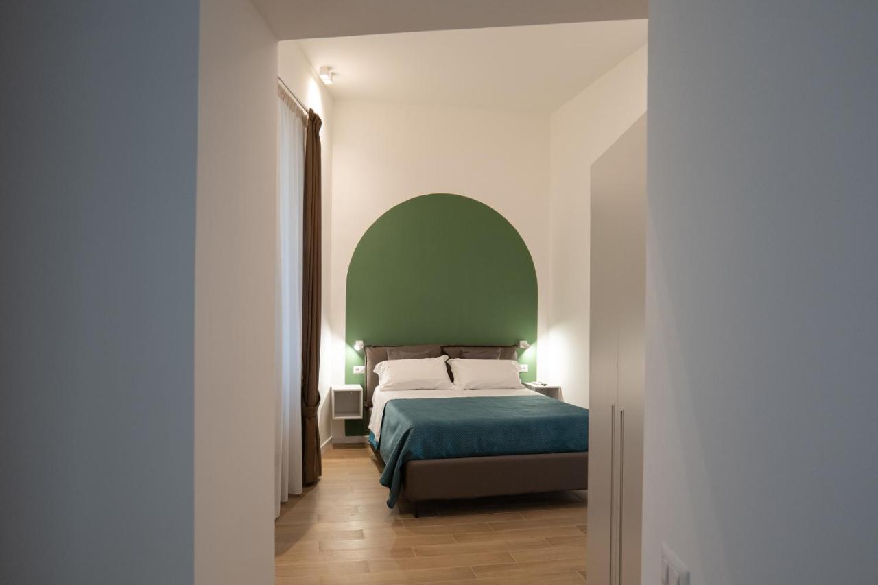 Relais Palazzo Olimpia - Corso Vittorio Emanuele Apartman Salerno Kültér fotó