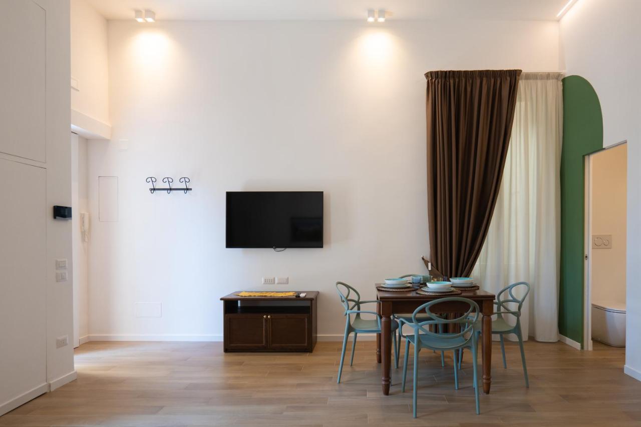 Relais Palazzo Olimpia - Corso Vittorio Emanuele Apartman Salerno Kültér fotó