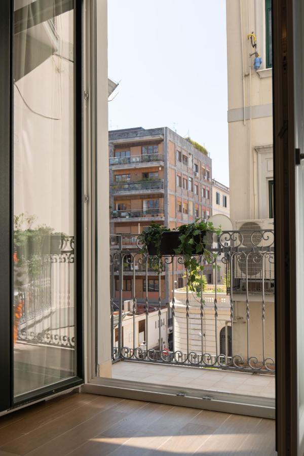 Relais Palazzo Olimpia - Corso Vittorio Emanuele Apartman Salerno Kültér fotó